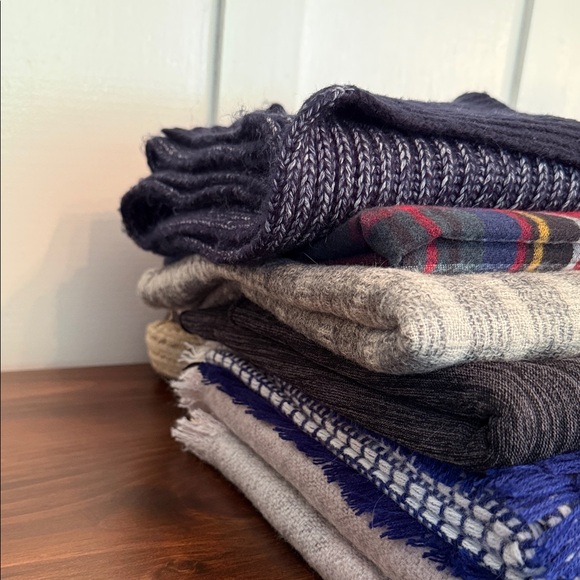 Winter Scarf Bundle Lot 6 Mixed Styles Plaid Blanket Knit Wrap - Picture 2 of 9